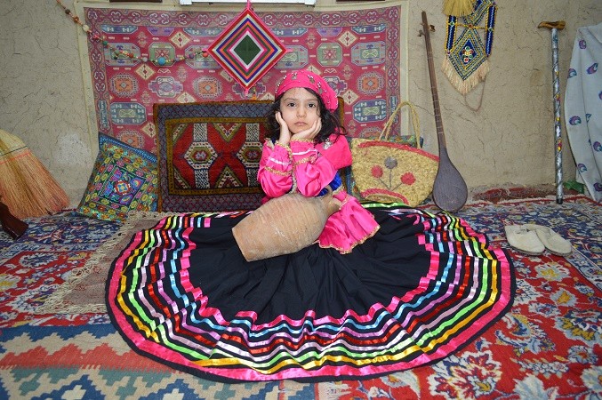 لباس محلی دخترانه ایران تورانa